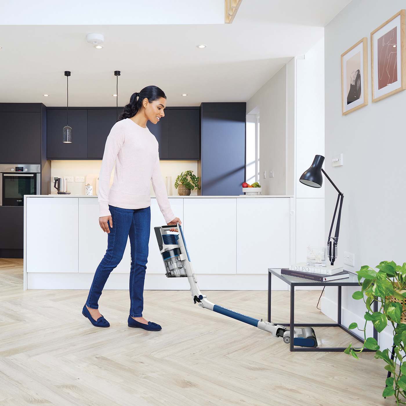 Shark PowerPro Cordless Stick Vacuum IZ380UK, Anti Hair Wrap & Floor Detect main image 0
